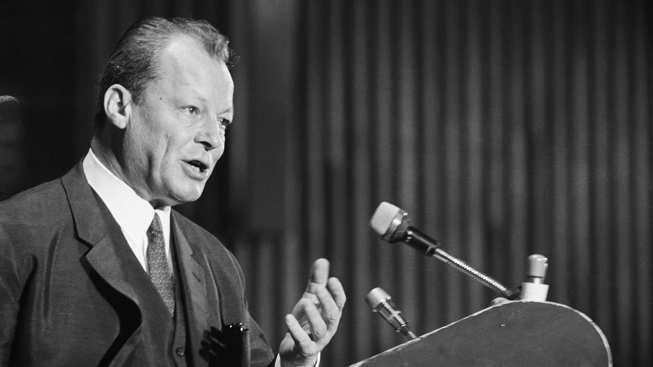 Mehr Demokratie Wagen Warum Willy Brandt Bono Zustimmen Wurde