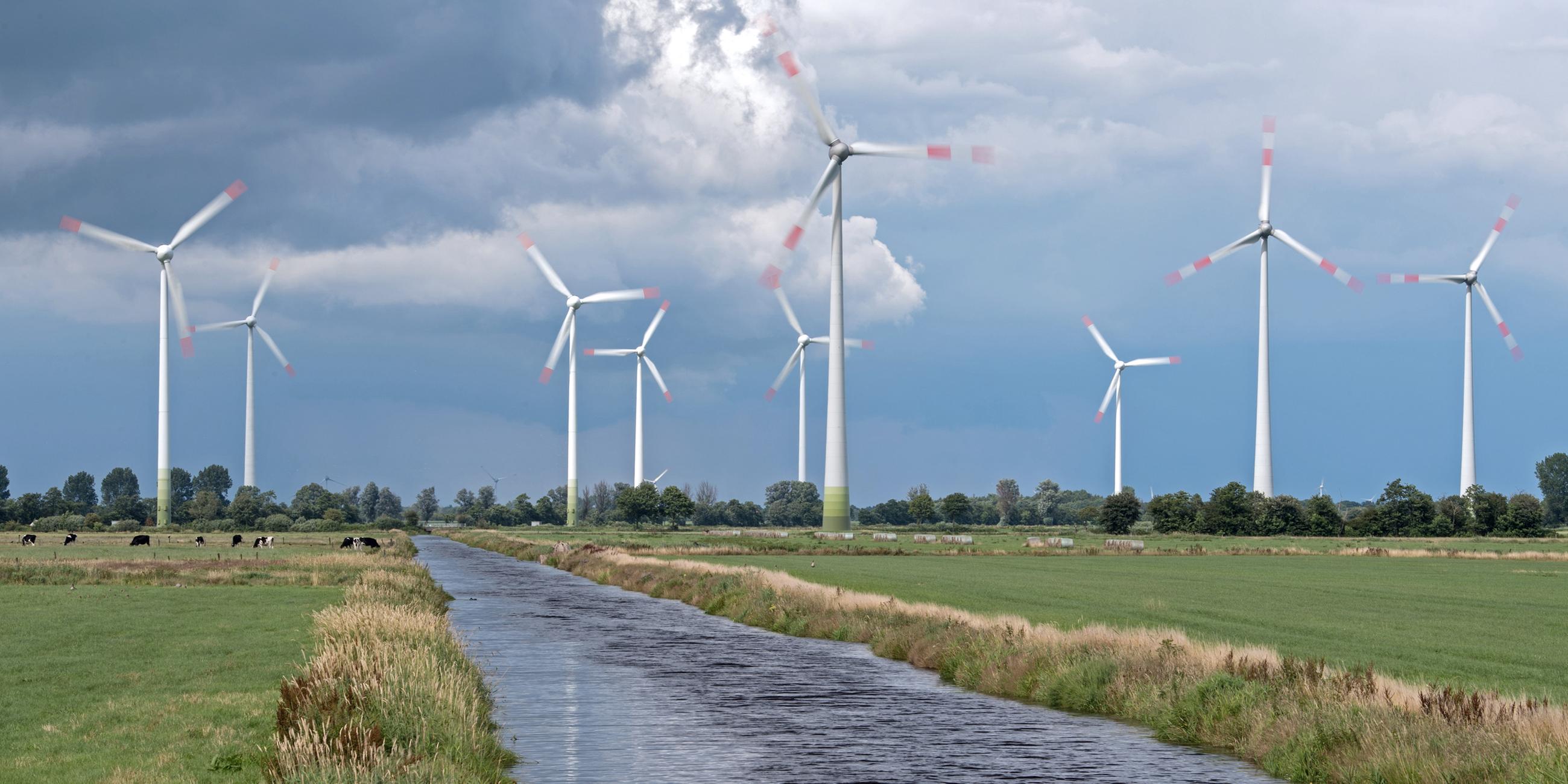 Windpark in Norddeutschland bei Riepe