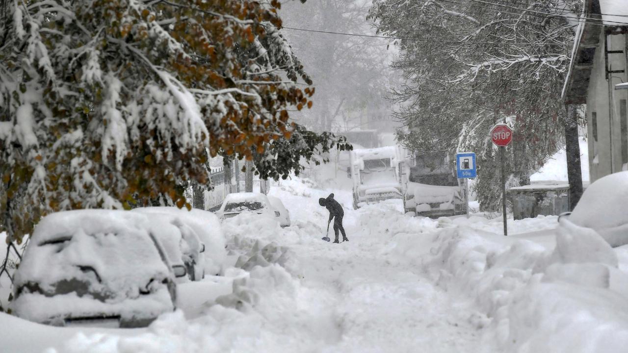 Extremer Wintereinbruch in Osteuropa