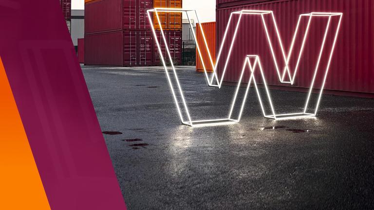 Nahaufnahme eines iPad Bildschirms mit dem Symbol der Instagram App