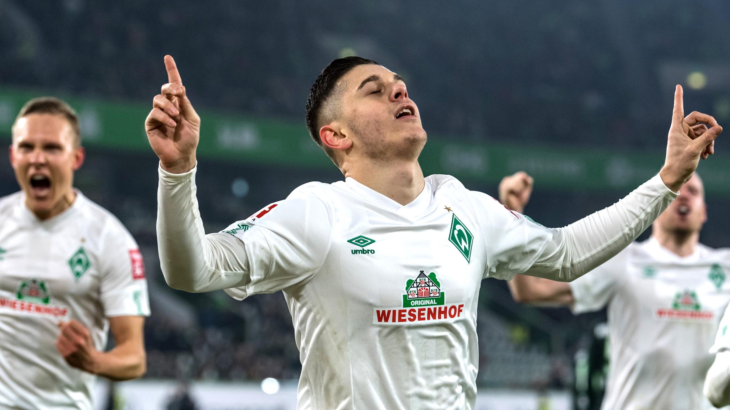 Transferplane In Corona Zeiten Poker Um Werders Sturmer Rashica Zdfheute