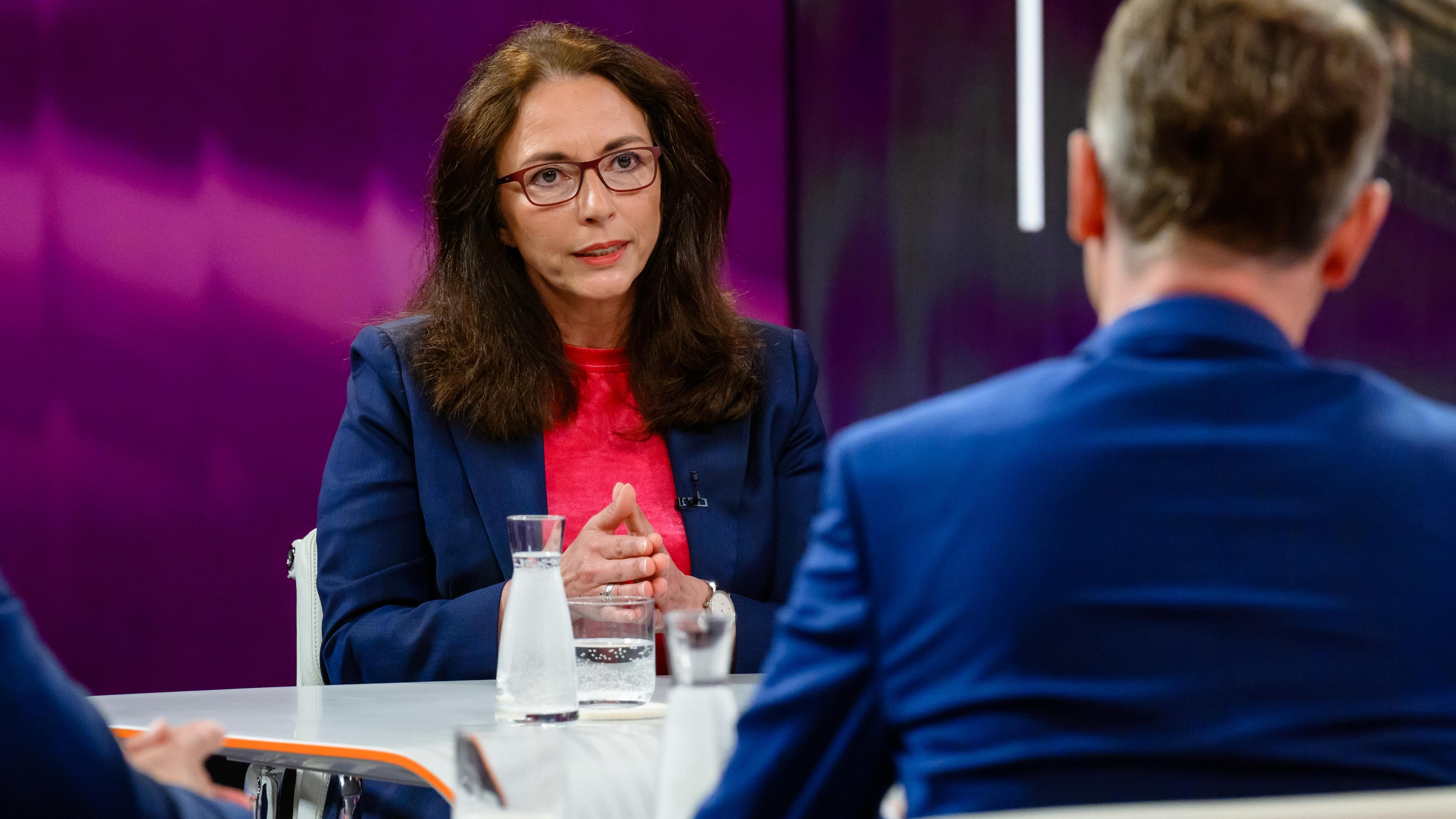 Von links: Yasmin Fahimi, Carsten Linnemann