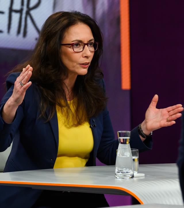 DGB-Chefin Yasmin Fahimi bei Maybrit Illner