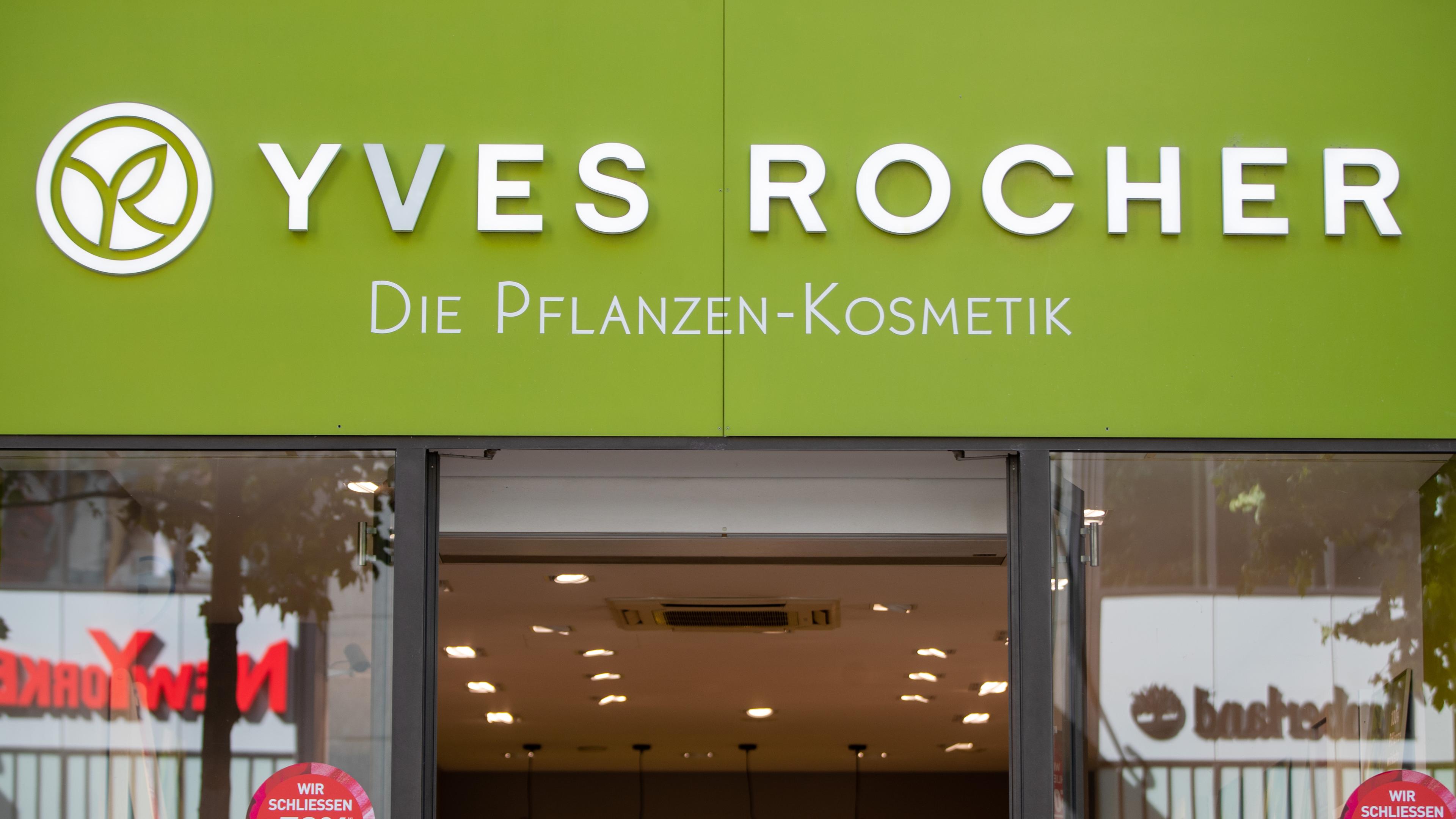 Das Kosmetikunternehmen Yves Rocher hat in Deutschland, Schweiz und Österreich alle Filialien geschlossen.