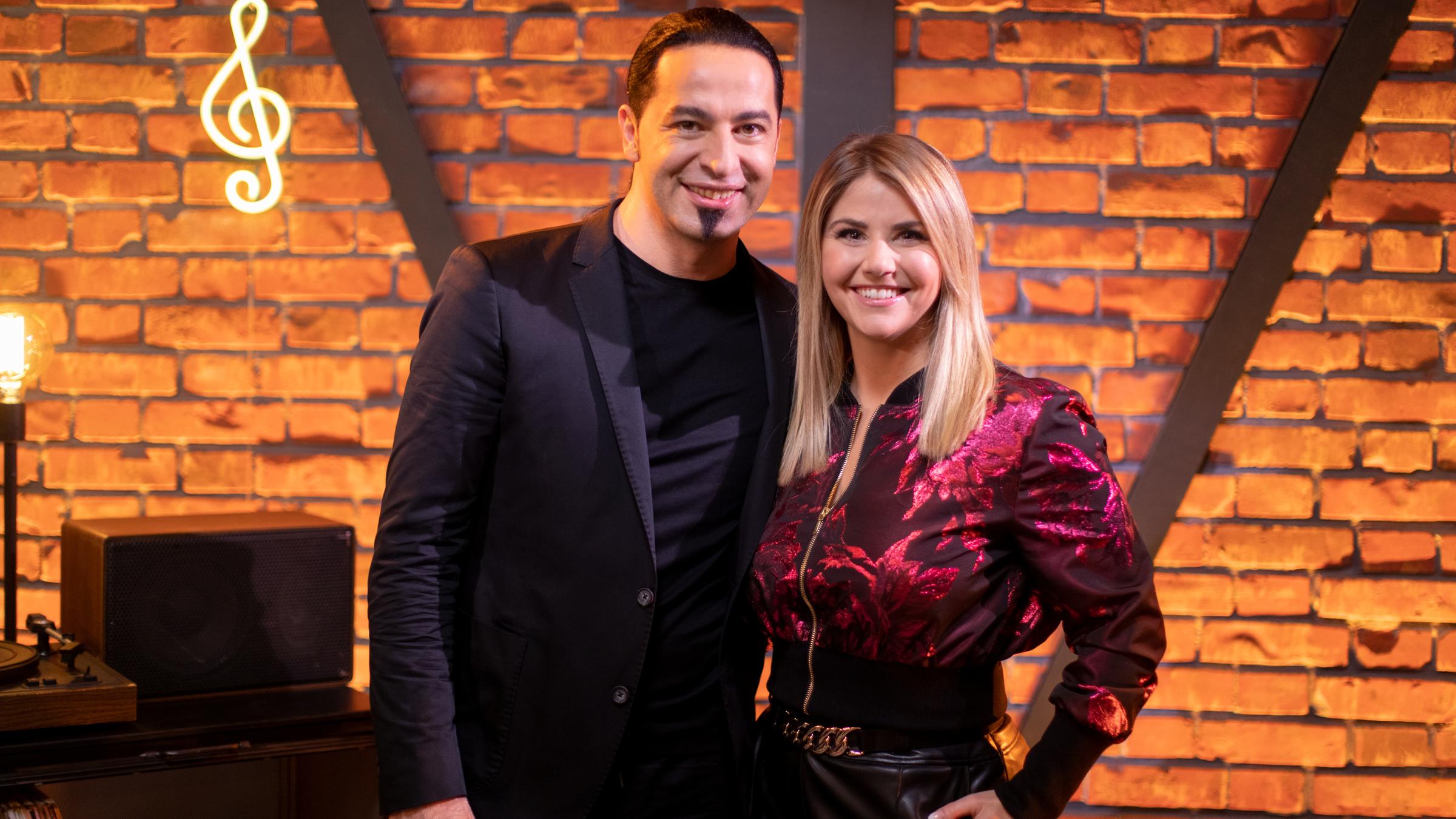 Beatrice Egli und Bülent Ceylan präsentieren "Die ZDF-Mitternachtsparty".