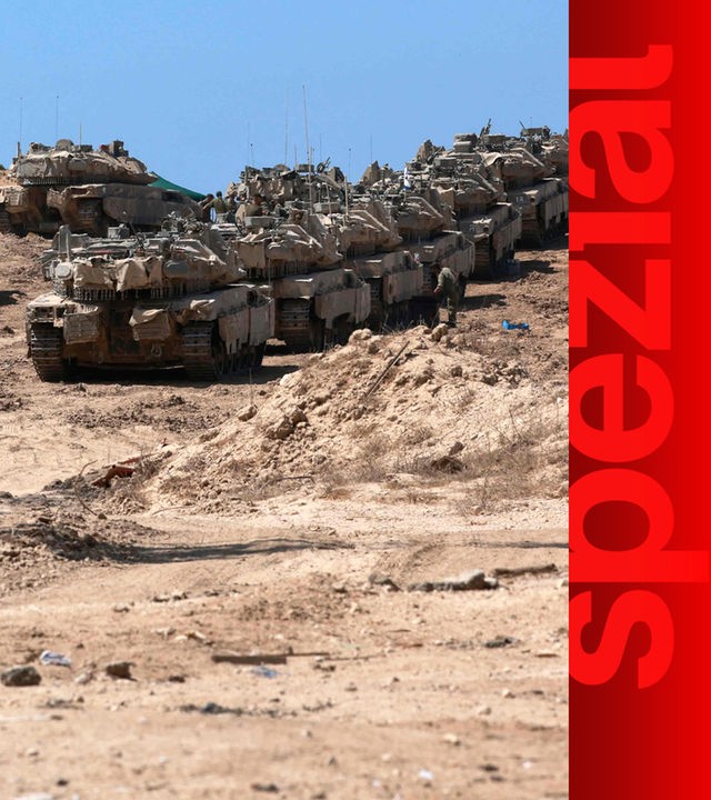 A convoy of Israeli tanks is deployed at Israel's border with the Gaza Strip on September 16, 2025. Israel launched its ground assault on Gaza City before dawn on September 16, shortly after US Secretary of State Marco Rubio's visit expressing robust support for the offensive, while a United Nations probe charged Israel with committing "genocide" in the Palestinian territory and accused its Prime Minister and other top officials of incitement. (Photo by Menahem Kahana / AFP)