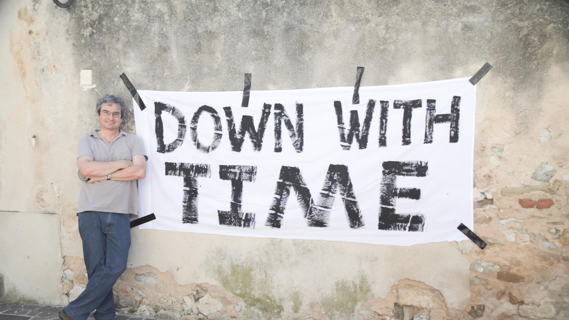 Mysterien des Weltalls: Wann begann die Zeit? - Carlo Rovelli, theoretischer Physiker am Centre de Physique Theorique de Luminy, sagt, Zeit sei eine Illusion, die vom Menschen erschaffen wurde.