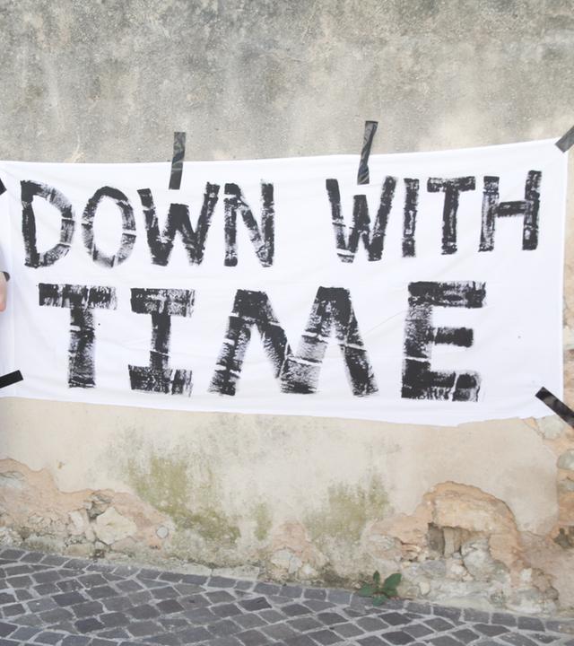 Mysterien des Weltalls: Wann begann die Zeit? - Carlo Rovelli, theoretischer Physiker am Centre de Physique Theorique de Luminy, sagt, Zeit sei eine Illusion, die vom Menschen erschaffen wurde.