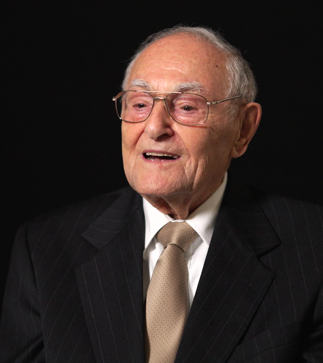 Holocaust Überlebender Peter Feigl. 