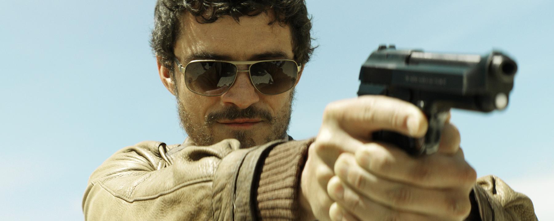 Brian (Orlando Bloom)