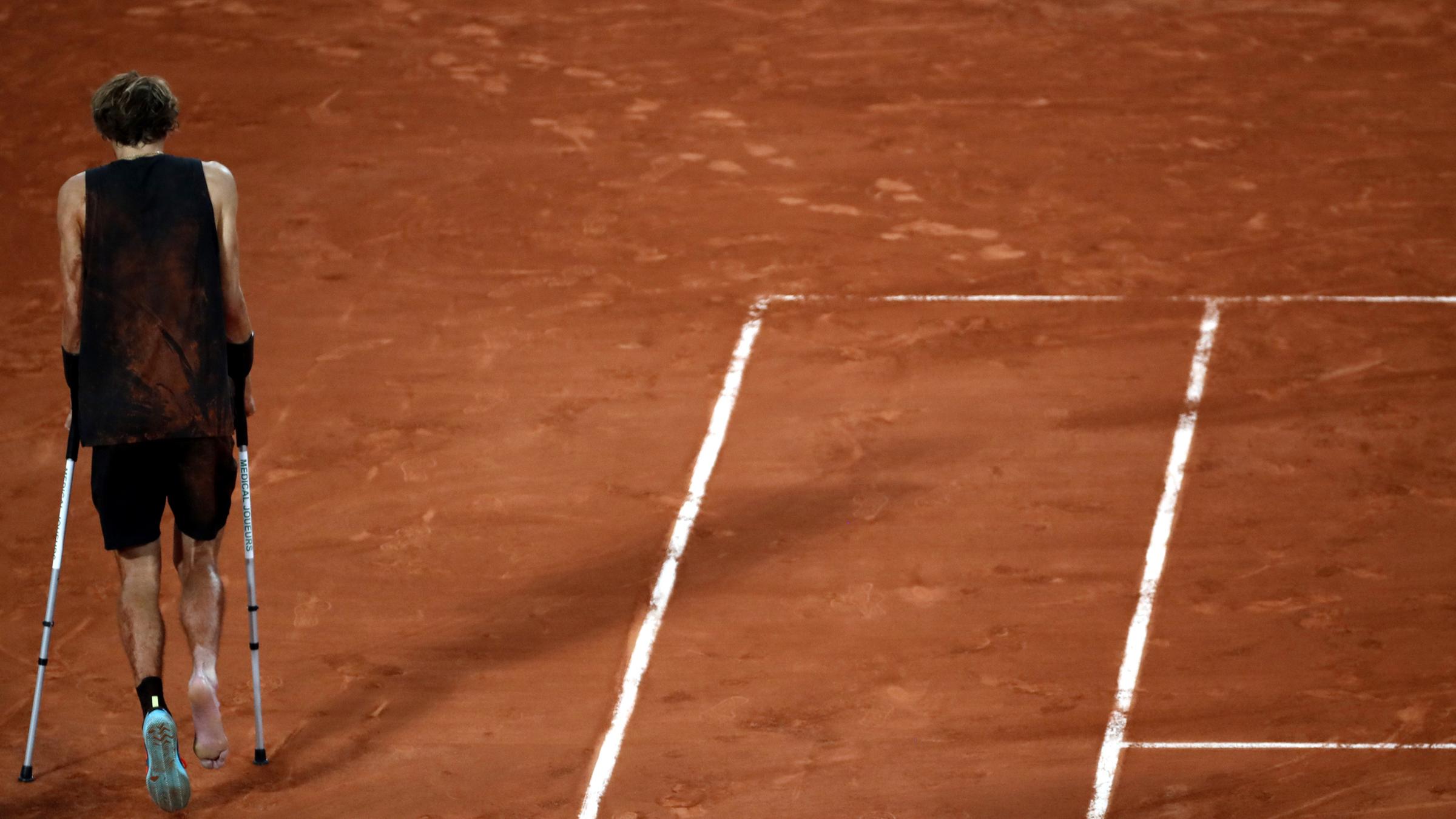 Verletzt Aus für Zverev gegen Nadal bei French Open
